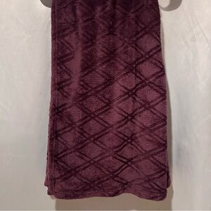 Plush Purple Geometric Throw Blanket